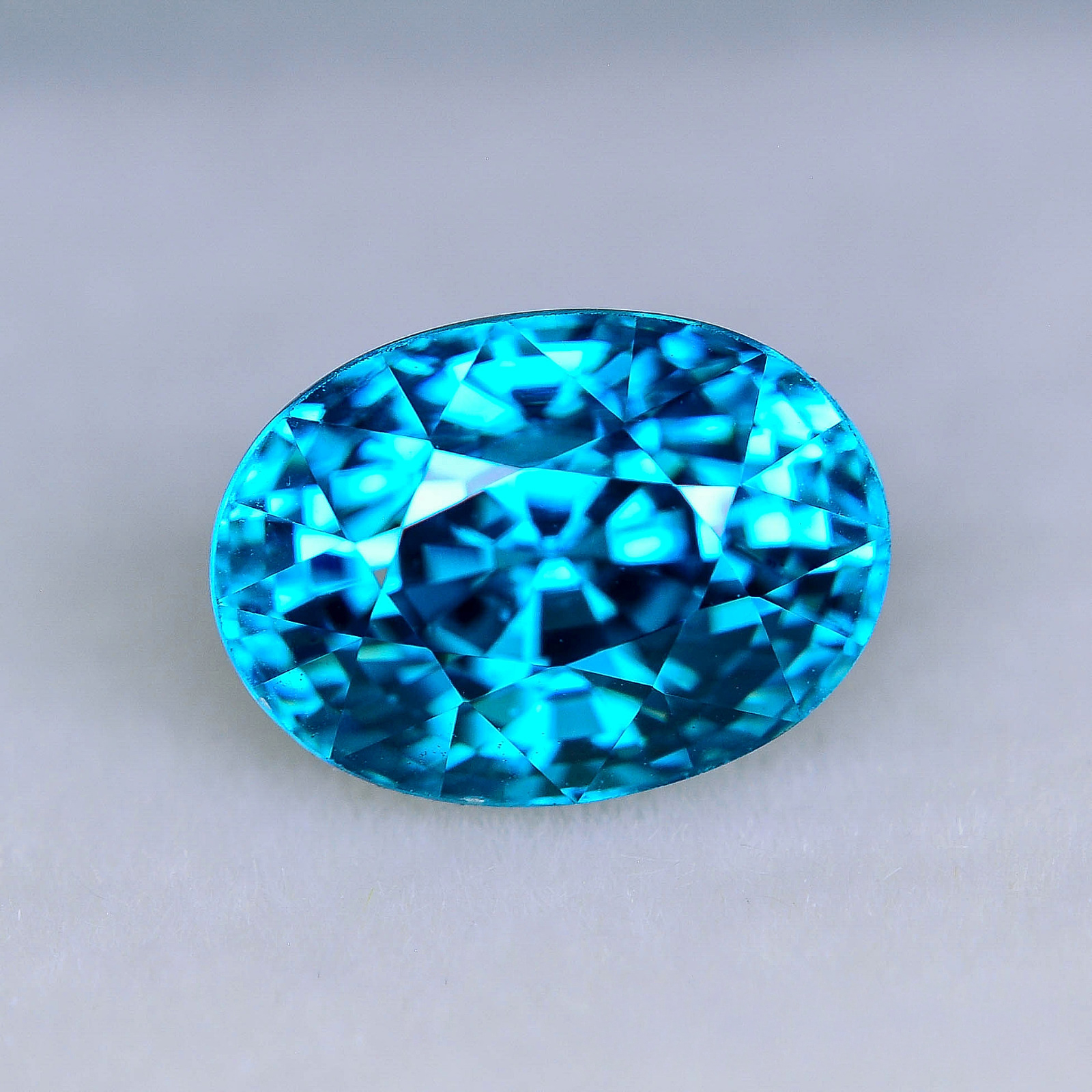 12 - 4.72ct Blue Zircon