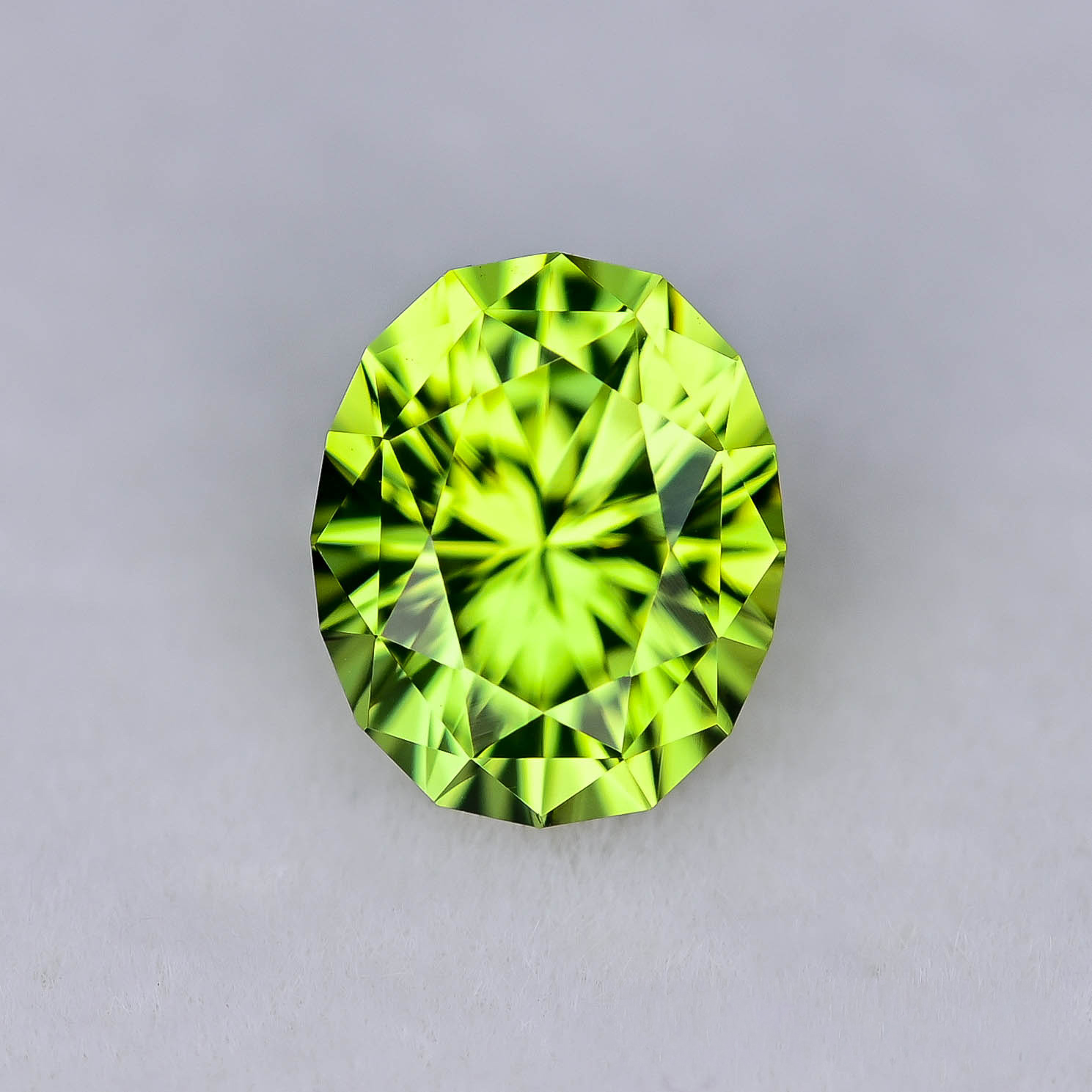 63 - 1.39ct Lime Green Peridot