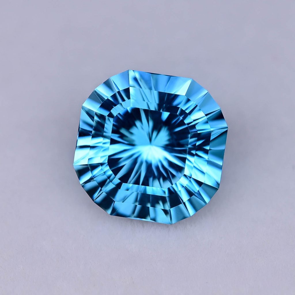 70 - 3.3ct Blue Topaz